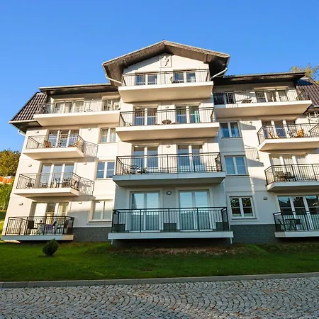 Lorien Шклярска-Поремба