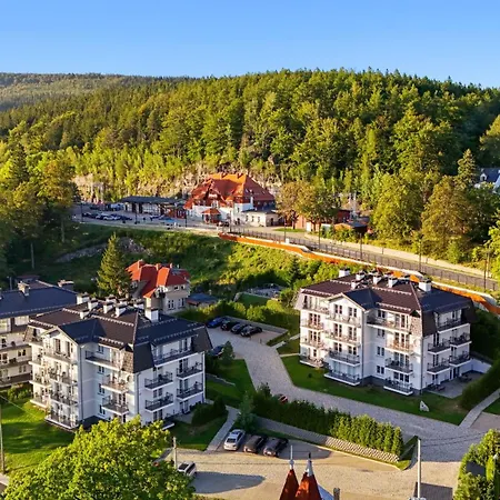 Lorien Апартаменты *